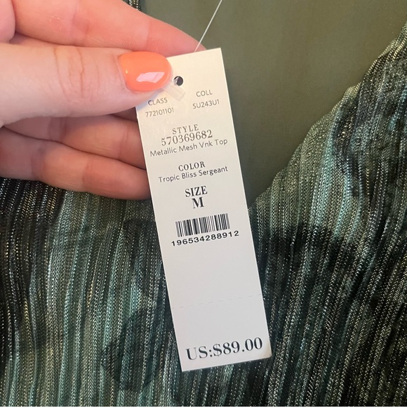 Shimmer Tank Top - Picture 2 of 4